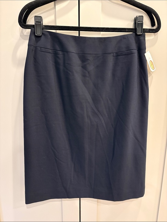 Talbots Dresses & Skirts - Talbots Italian Wool Navy Pencil Skirt Sz 6